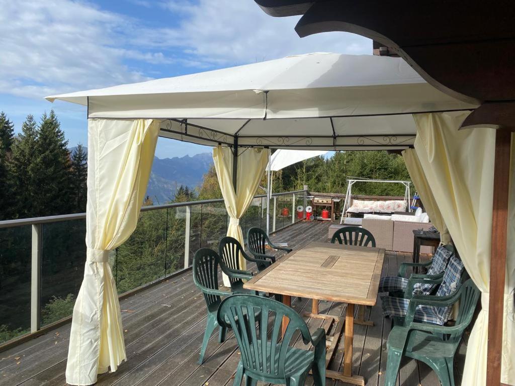 Chalet Traditionnel Avec Jacuzzi Exterieur Bex Екстер'єр фото